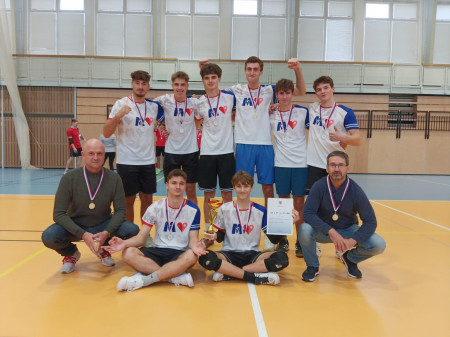 Volejbalový tým postoupil do kvalifikace na republikové finále!